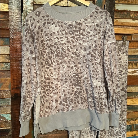 Aerie Gray Lounge Sets Bundle fits XS and Small - Picture 2 of 14